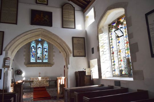 St. Peter's Milton Lilbourne interior
